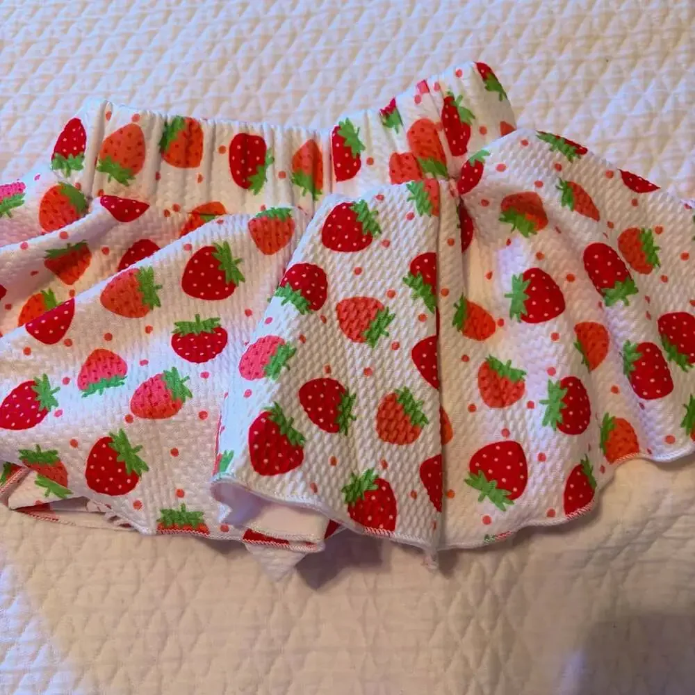 NWT ODOLDI Baby Girl 3-6M Strawberry 3 Piece Outfit Bodysuit Bloomers Headband